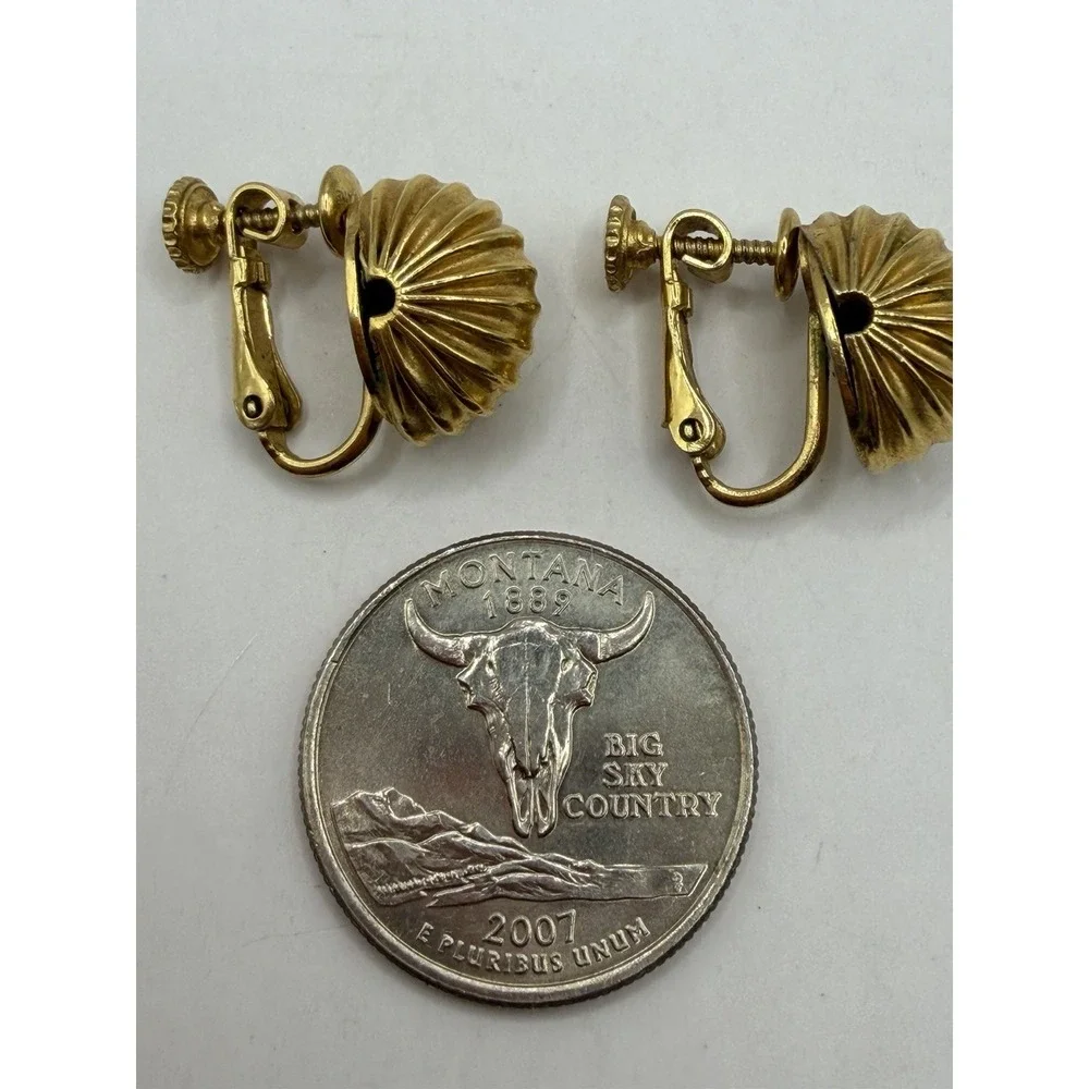 Vintage Napier Gold‎ Tone Armadillo / Pill Bug Textured Earrings Clip/Screw Back